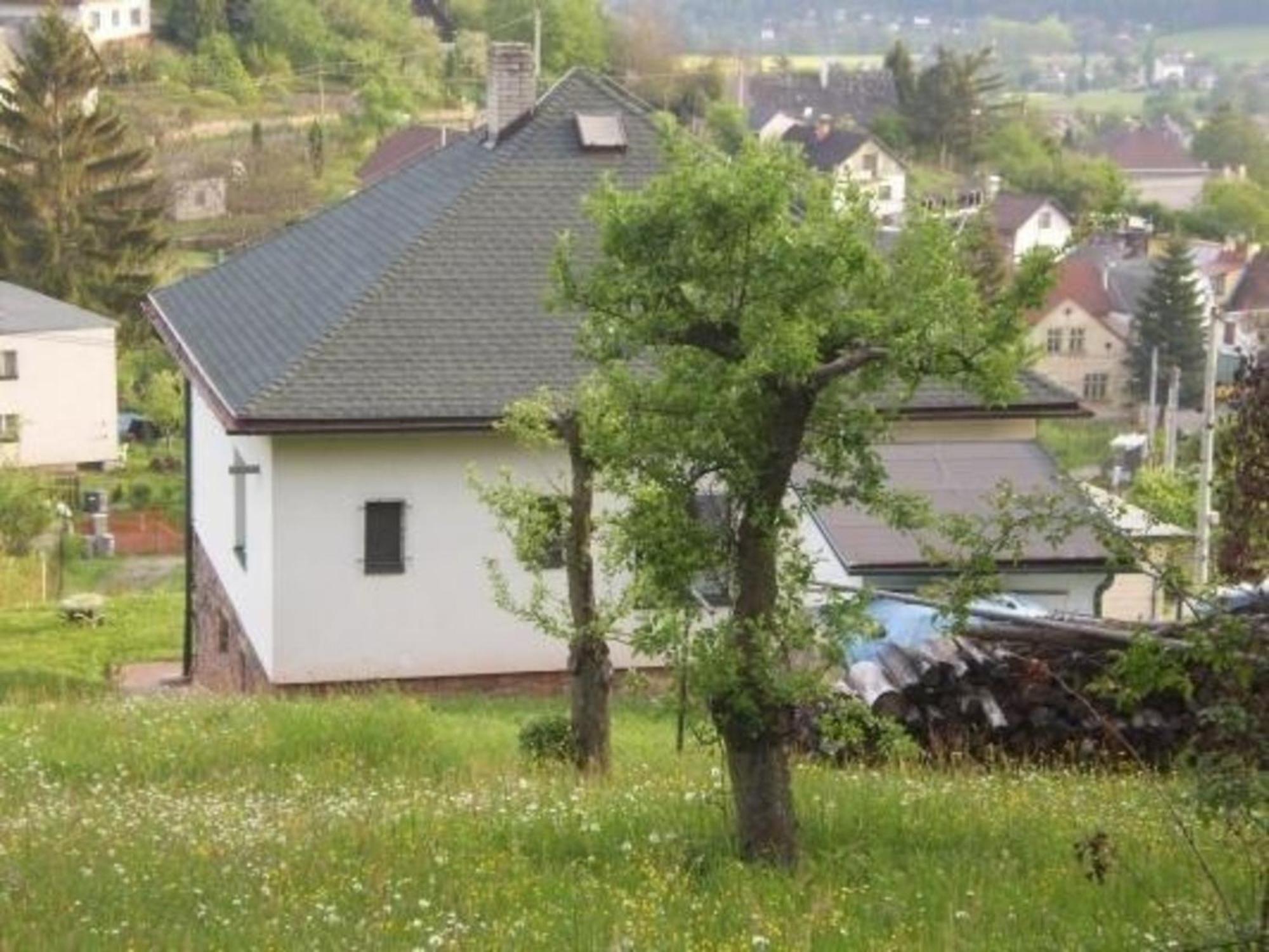 Vila Ein Ferienhaus Mit Terrasse Und Garten Male Svatonovice Exteriér fotografie